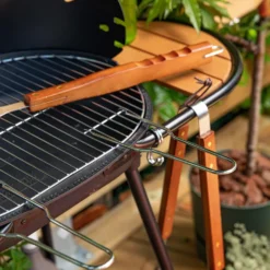 Barbecue charbon Mini chef tube rond 2 tablettes - 101 x 56 x 89 cm
