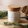 Bougie parfumée avec pochon Saugettes Les Essentielles senteur thym & romarin - 100 g