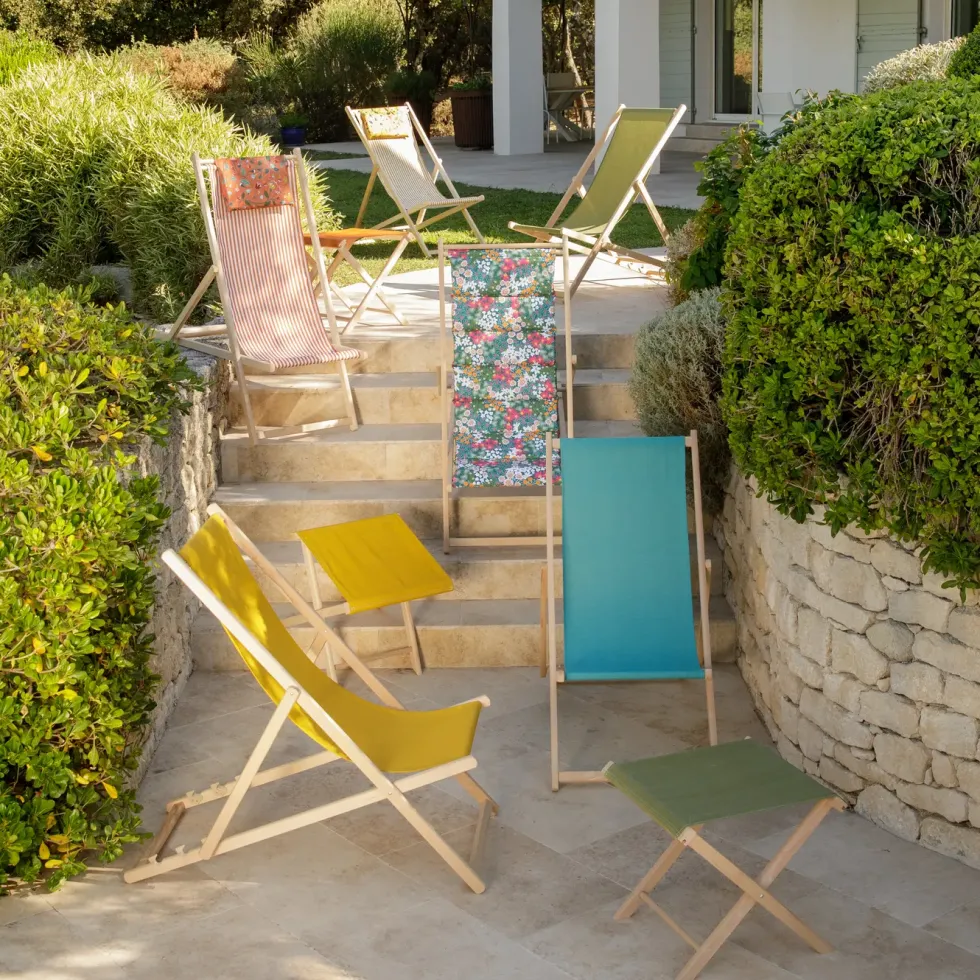 Chilienne agrafée coloris vert en coton Jardin privé - 127 x 56 x 3,5 cm