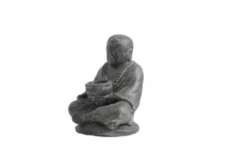 Décoration pour jardin aquatique coloris noir en pierre reconstituée figurine moine assis avec une bougie SEDA - 20 cm