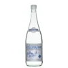 Eau plate Vintage. La bouteille en verre de 1 L