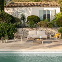 Fauteuil de jardin coloris beige en aluminium et résine Sollya - 71 x 69 x 72 cm