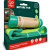 Lampe de poche manuelle avec étui en bambou et plastique à base de plantes Hape à partir de 5 ans - 4,2 x 4,2 x 13,5 cm