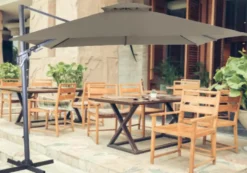 Parasol déporté carré coloris taupe - 300 x 300 cm