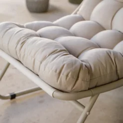 Salon de jardin en acier coloris beige Iris - 4 éléments (canapé, table basse et deux fauteuils)