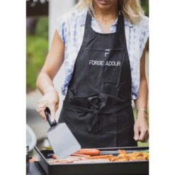 Spatule courte pour plancha coloris noir en titane Forge Adour - 26 x 10 x 0,65 cm